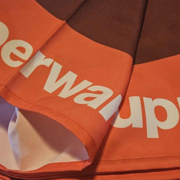 Tupperware table cloth - Picture 4 of 7